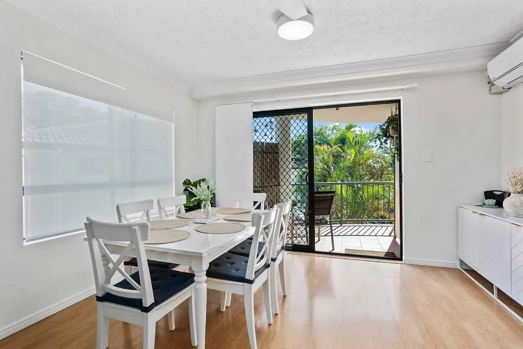 Relax At Villa Grande Gold Coast